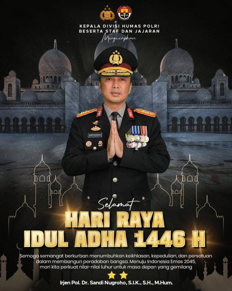 KEPALA-DIVISI-HUMAS-POLRI-768x960