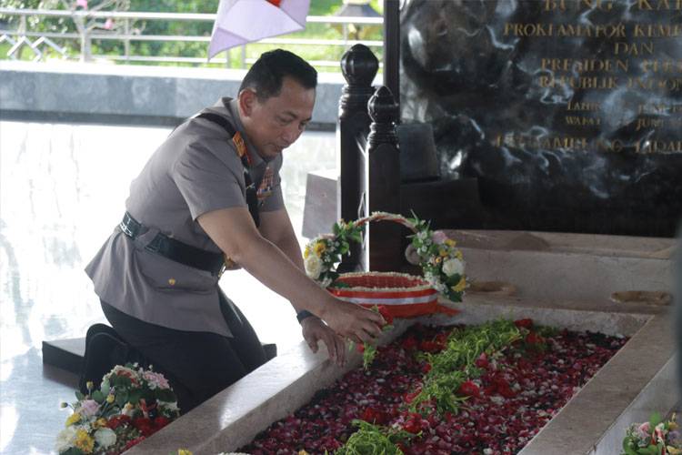 Listyo-Sigit-Prabowo_163829