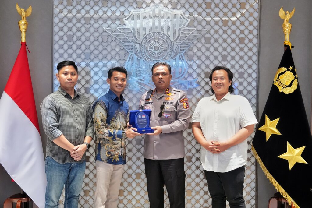 Penghargaan-dari-BEM-Nusantara_309963