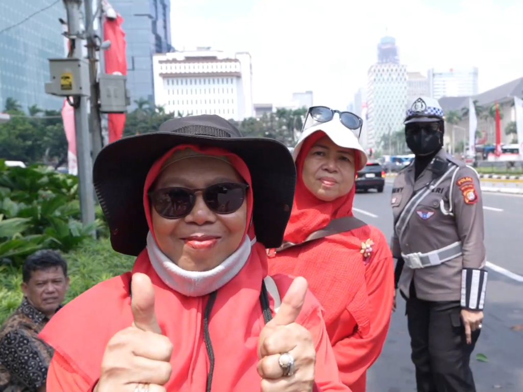 Antusias-Warga-HUT-RI_812233