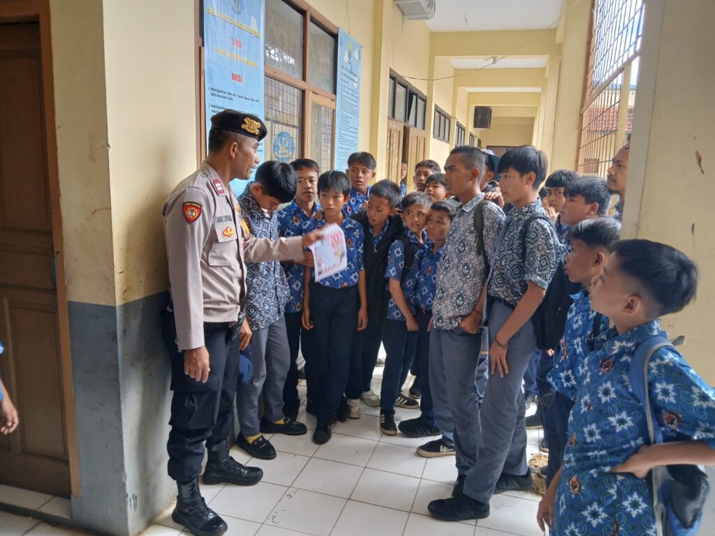 WhatsApp Image 2025-08-29 at 17.43.09