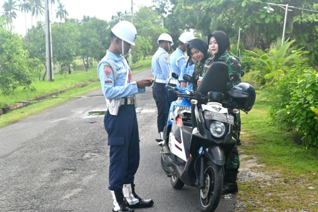 4f3b87b8-1528-4722-8d76-f47a3d3a4d23