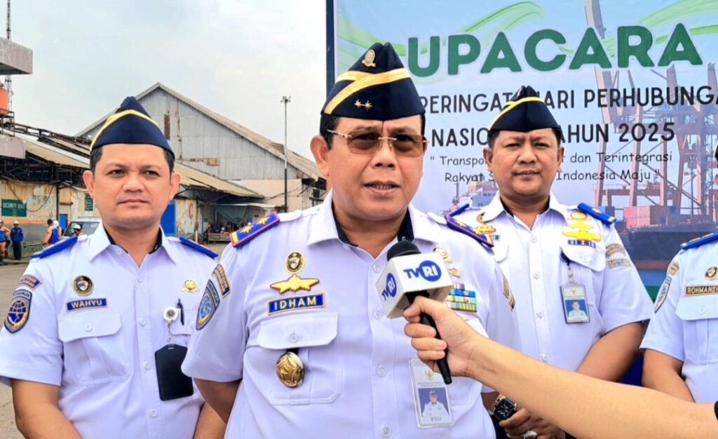 8cb8a33a-7827-4eb3-9042-fd633f2c3120