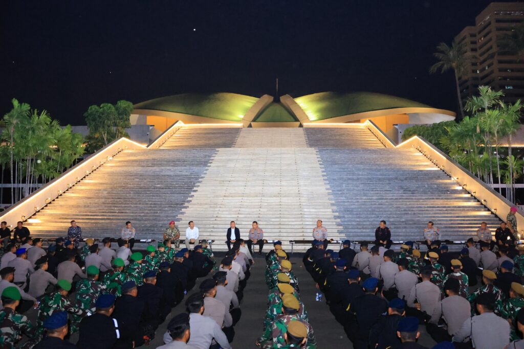 9675e313-1c51-45f5-9b75-c4c52e8f9866_860616