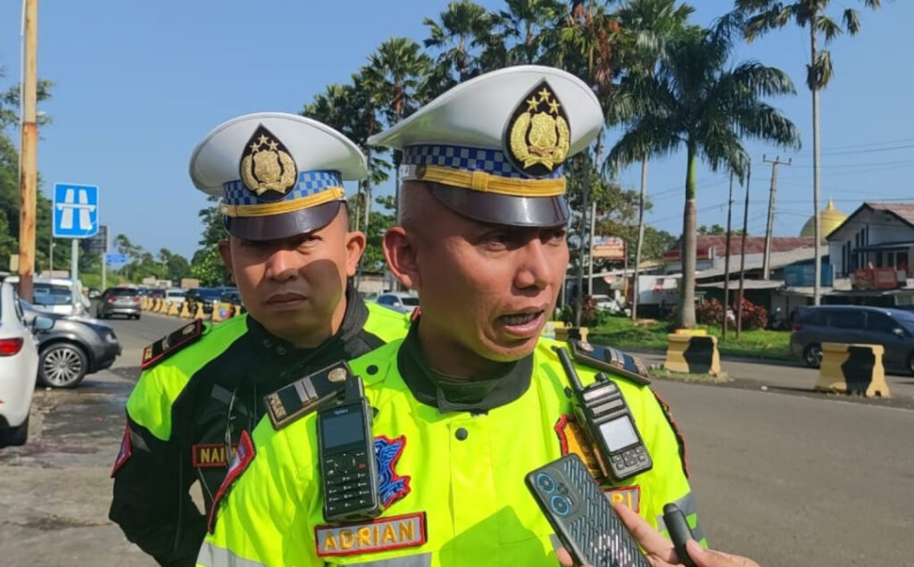 Puncak Arus Balik Wisatawan Terjadi Besok, One Way Bisa Diberlakukan Lebih Awal