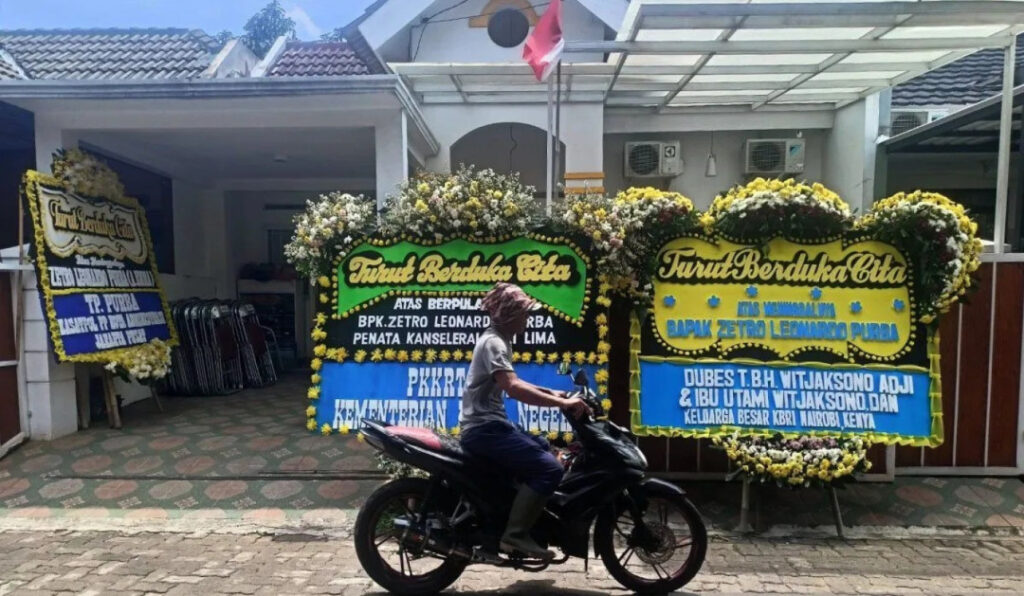 eafa343a-c0a4-41dc-926d-fba42e363335