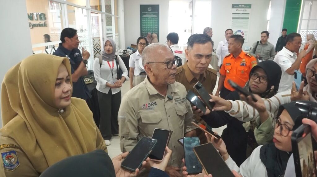 fd6fe2c8-4760-42d3-9411-3f69b01c759f