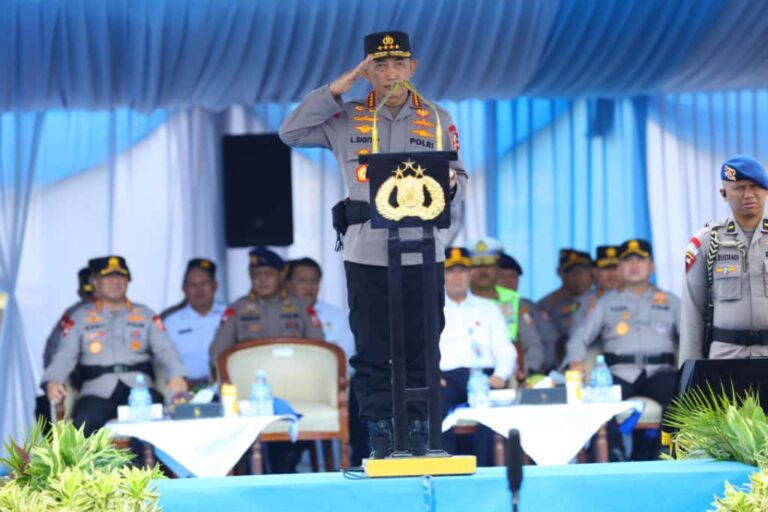 f451a321-8a7c-4f47-9019-bfebc613962b_723663