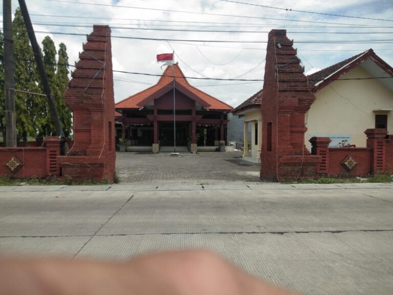 WhatsApp Image 2025-12-03 at 21.17.00