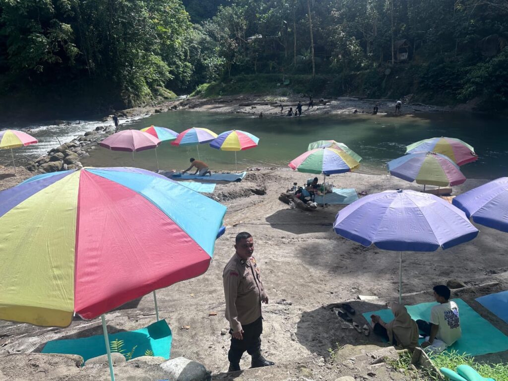 WhatsApp Image 2025-12-14 at 22.40.53