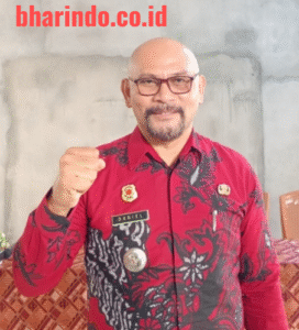 Camat kema Daniel Kunenanung SE