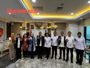 f894cdc9-fa5b-48c1-b336-c934a0103974_50154