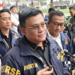 medium_kombes_ade_safrie_1_8987b_78306